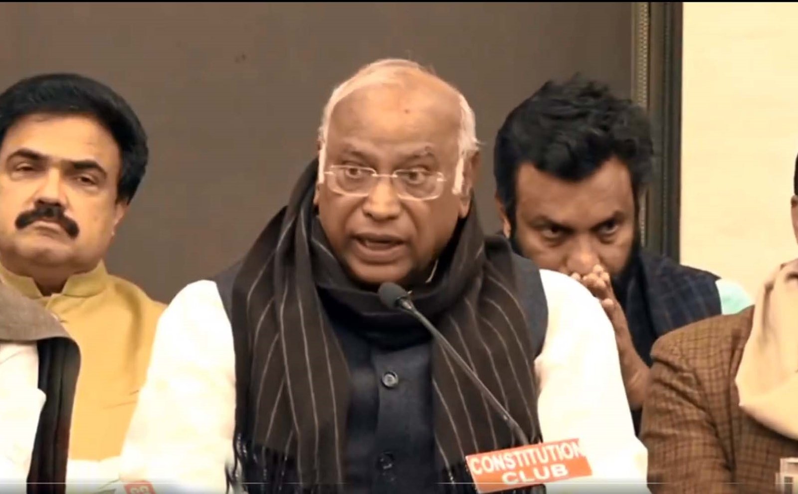 एसआईआर के खिलाफ दिल्ली में रैली करेगी कांग्रेस