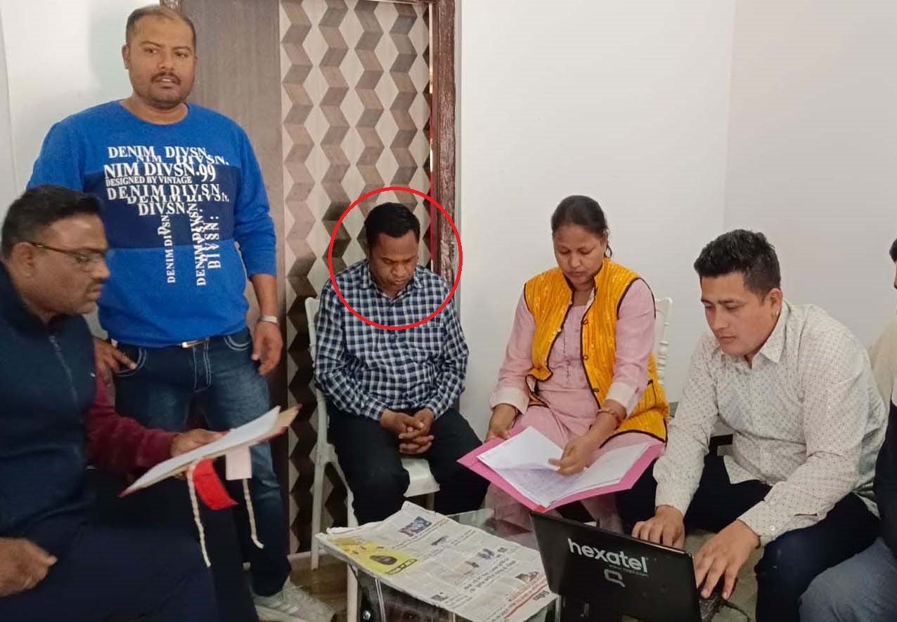लोकायुक्त ने 3 हजार की रिश्वत लेते कर टैक्स कलेक्टर चन्द्रभान नोनिया को रंगे हाथ पकड़ा