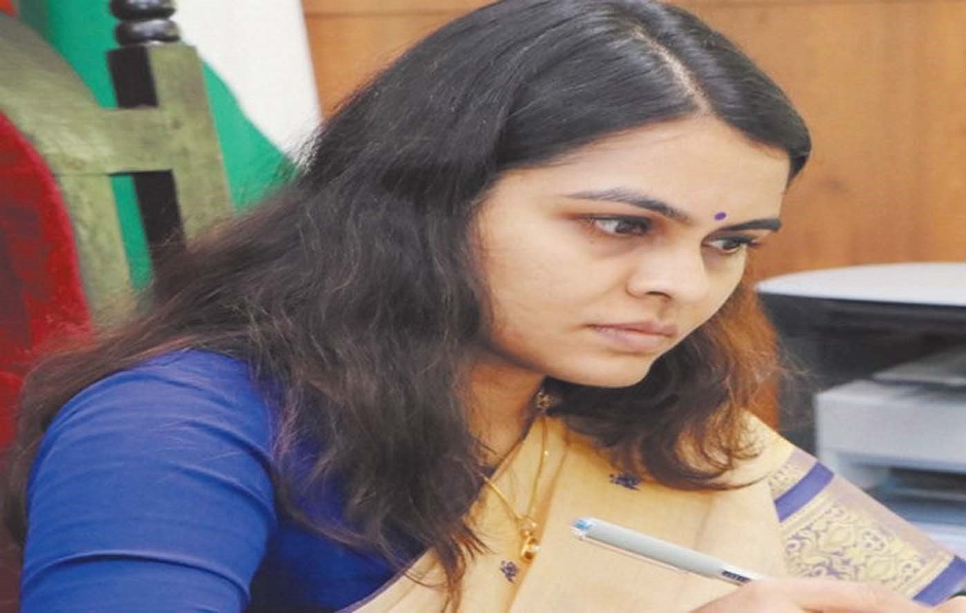 शाजापुर कलेक्टर को कानून पता नहीं, कुछ भी आर्डर कर देती है- हाईकोर्ट ने की टिप्पणी