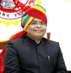 स्कूलों की मोनोपोली पर प्रशासन का चाबुक……..     कॉपी-किताब और यूनिफॉर्म के लिए नहीं कर सकेंगे बाध्य