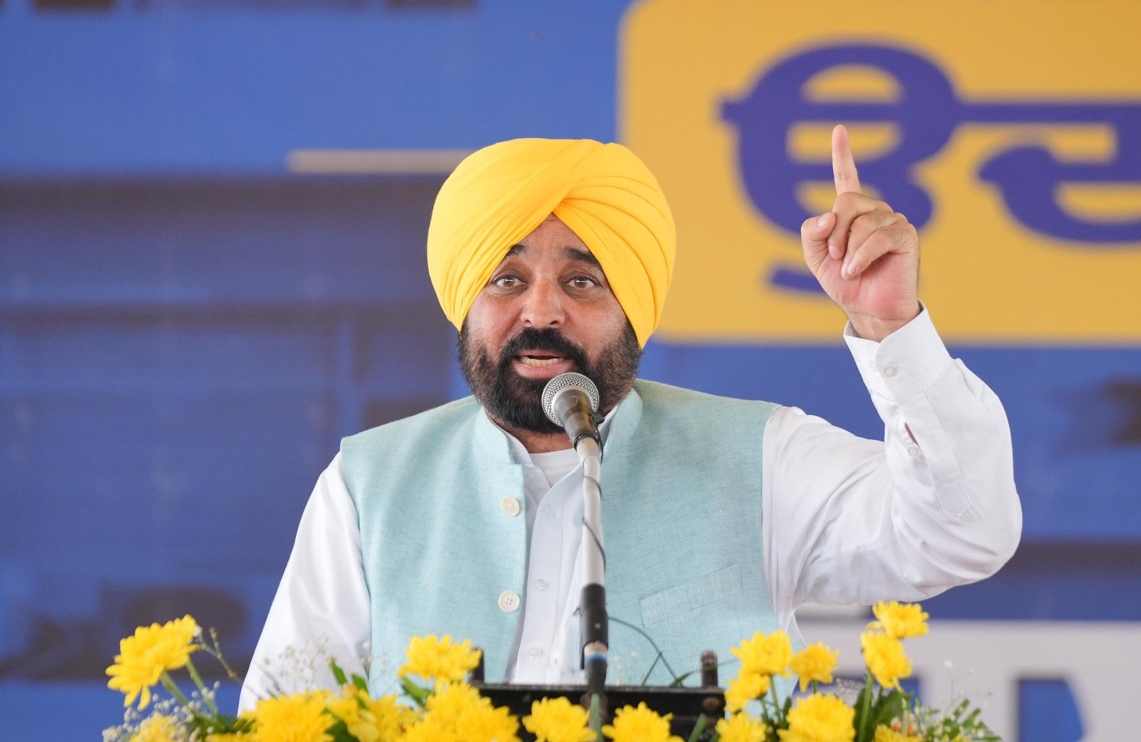 पंजाब में ‘बेअदबी’ को लेकर मान सरकार सख्त ….श्री गुरु ग्रंथ साहिब के अपमान पर होगी उम्रकैद