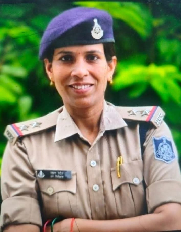 व्यापारी को झूठे केस में फंसाकर 95 हजार वसूले….. मडला थाना प्रभारी रचना पटेल समेत चार लोगों पर एफआईआर दर्ज