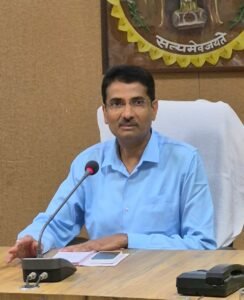 गेहूं उपार्जन केंद्र पर अनियमितता पाए जाने पर प्रभारी निलंबित