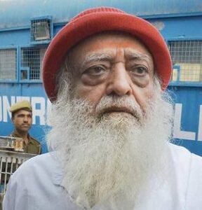 आसाराम को हाई कोर्ट से झटका……………..आजीवन कारावास की सजा रहेगी बरकार, सरेंडर करने का आदेश