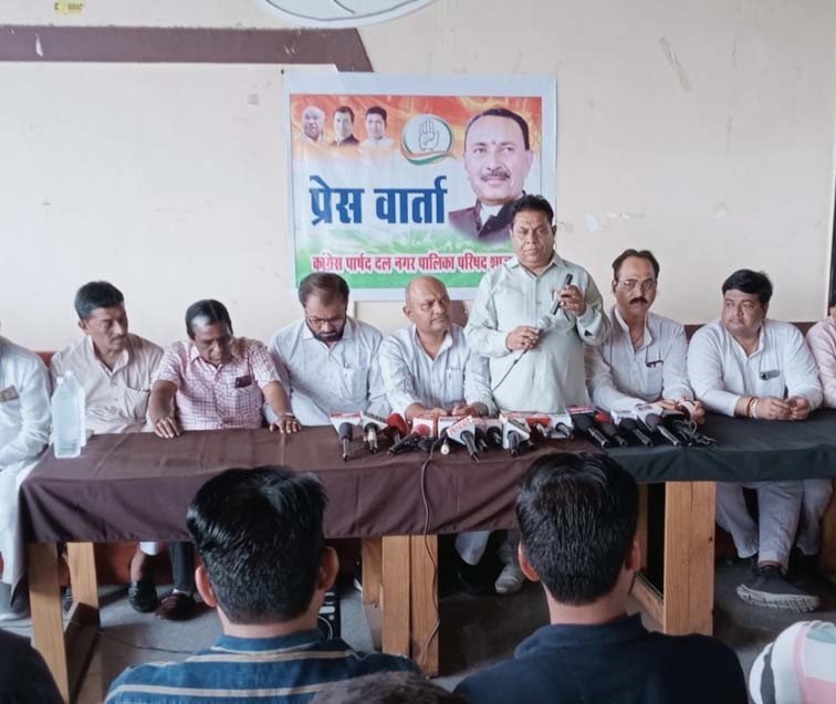 शाजापुर नगरपालिका में मची लूट…….. सिस्टम से विपक्ष ही नहीं, खुद अध्यक्ष भी त्रस्त…