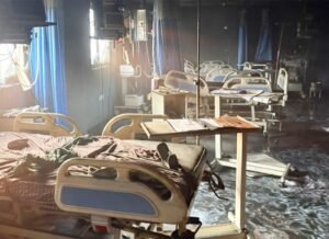 अस्पताल में धधकने लगी आग, आईसीयू में दम घुटने से 4 मरीजों की मौत