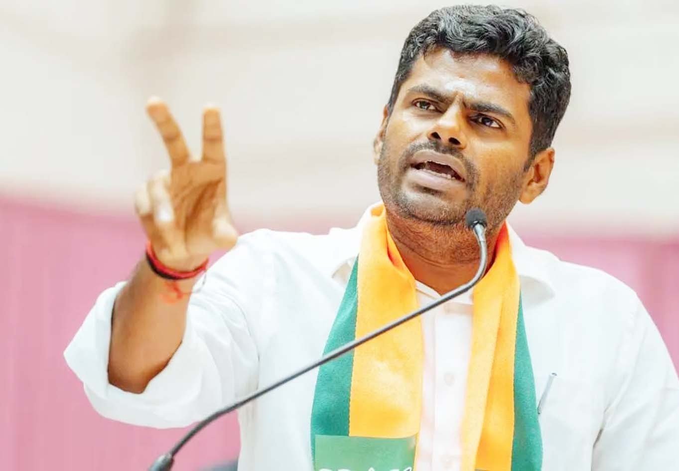 अन्नामलाई ने छोड़ी बीजेपी……… पार्टी अध्यक्ष नितिन को थमाया पांच पन्नों का इस्तीफा