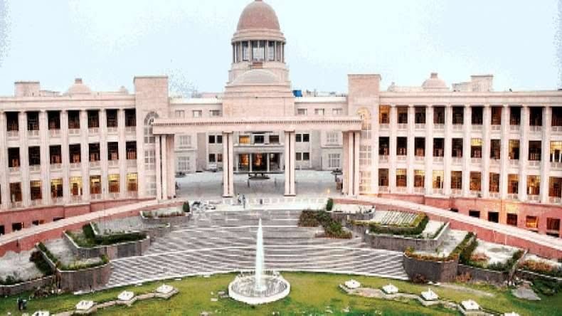 किसी व्यक्ति को गुंडा घोषित करने के लिए उसका आदतन अपराधी होना जरुरी -हाईकोर्ट