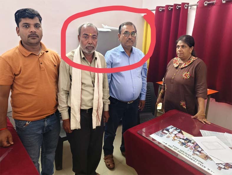 12 हजार रुपये की घूस लेते विद्युत सहायक अभियंता और लाइनमैन गिरफ्तार