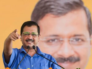 राज्यसभा सांसदों के दल-बदल से आप को सबक……. बनाए कड़े नियम